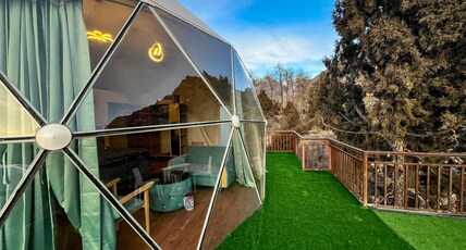 YOLO Outdoors | Riverside Luxury Domes & Glamping - Jispa Room Type - Riverside Vista Dome