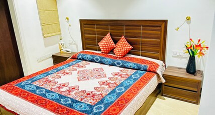 Grand Villa Amritsar Room Type - King Heritage Room 4 with Balcony