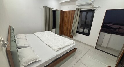 Hotel Sarweshwar Palace. Room Type - Luxury Triple Room (1 doubel 1 Single Bed)