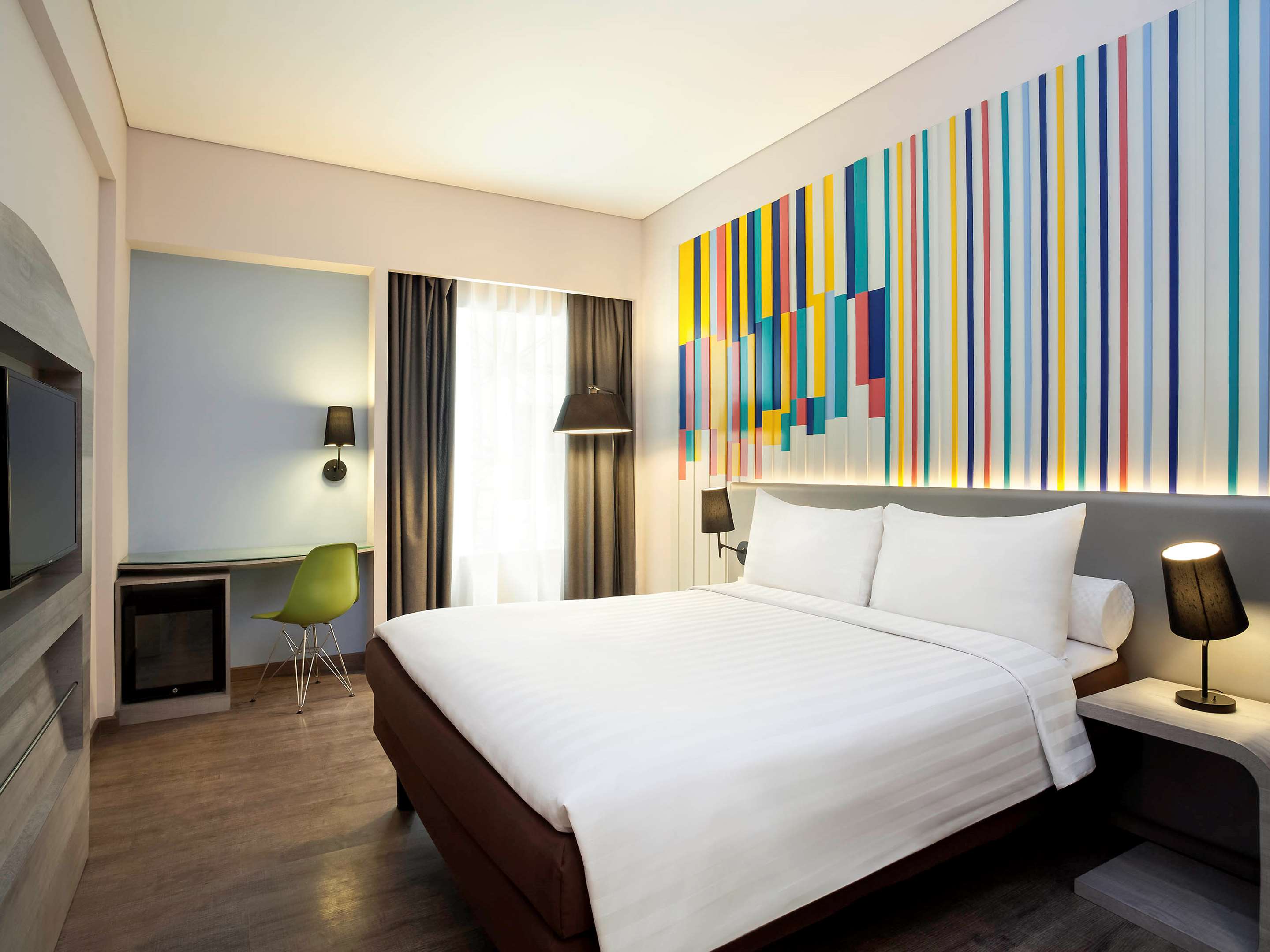 ibis Styles Jakarta Mangga Dua Square - Tap to explore photos