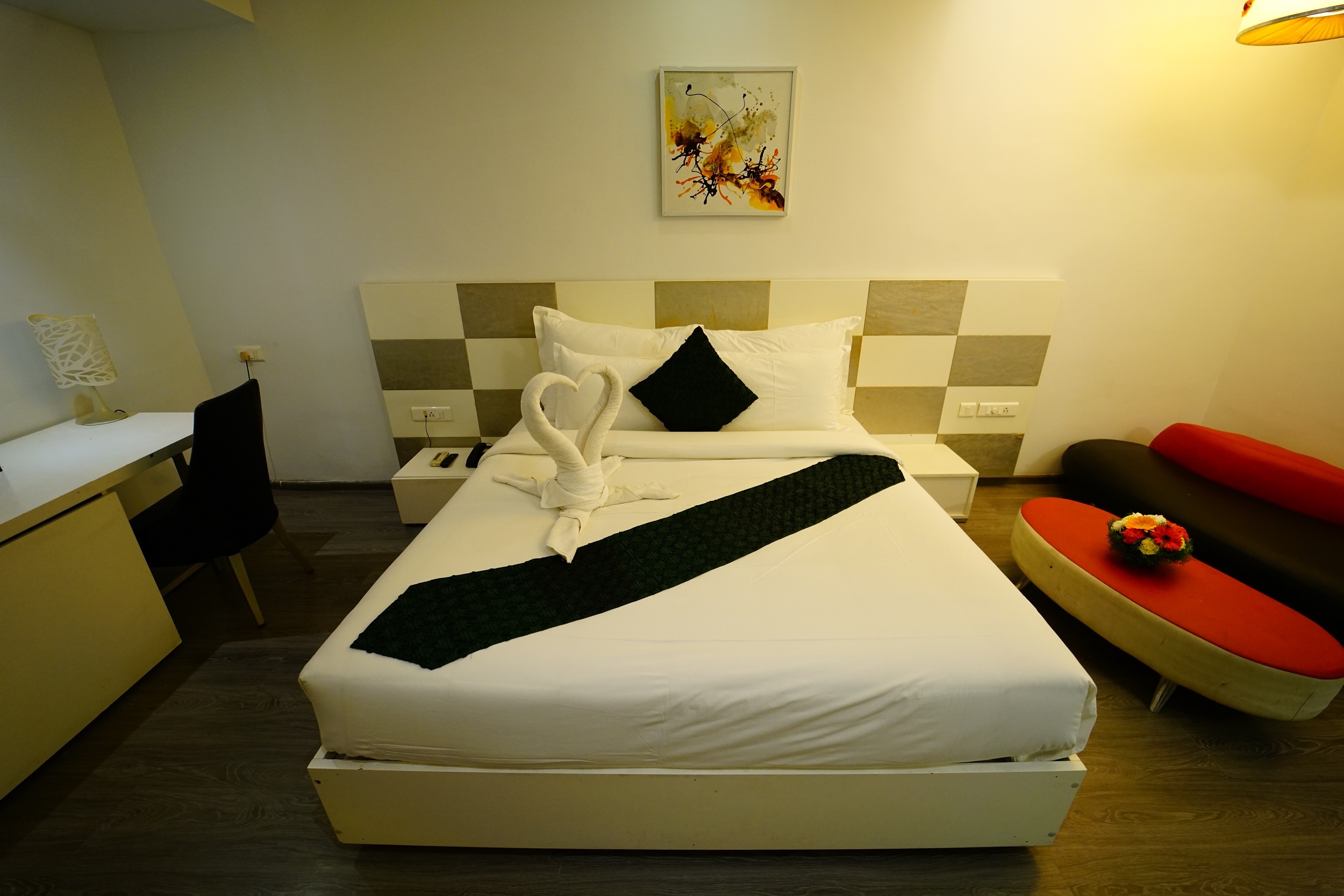 Hotel Vijay Park Inn, Gandhipuram - Tap to explore photos
