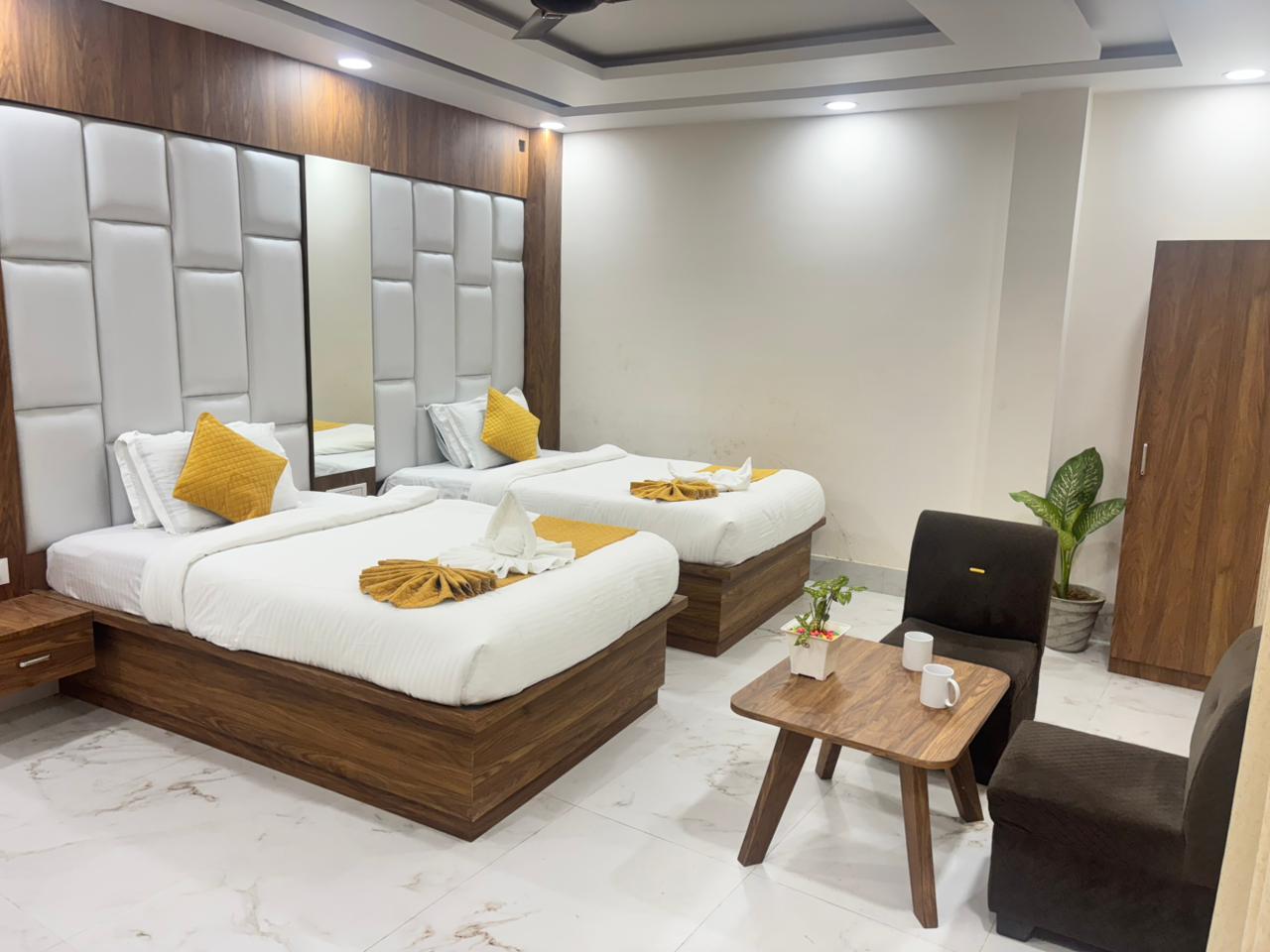 SURMILA INTERNATIONAL HOTEL - ASANSOL - Tap to explore photos