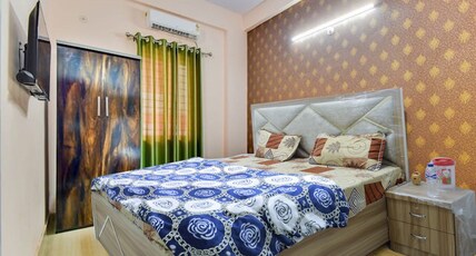 Meera Residency Room Type - Deluxe Non Ac Room