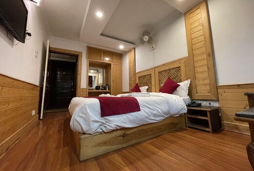 Hotel Sadaf