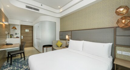 Holiday Inn Gurugram Sector 90 By IHG Room Type - 1 King Standard City View