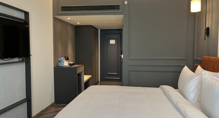Ramada Encore by Wyndham Nipania Indore Room Type - 1 King Bed, Deluxe Room