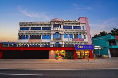 FabHotel Garden Tree