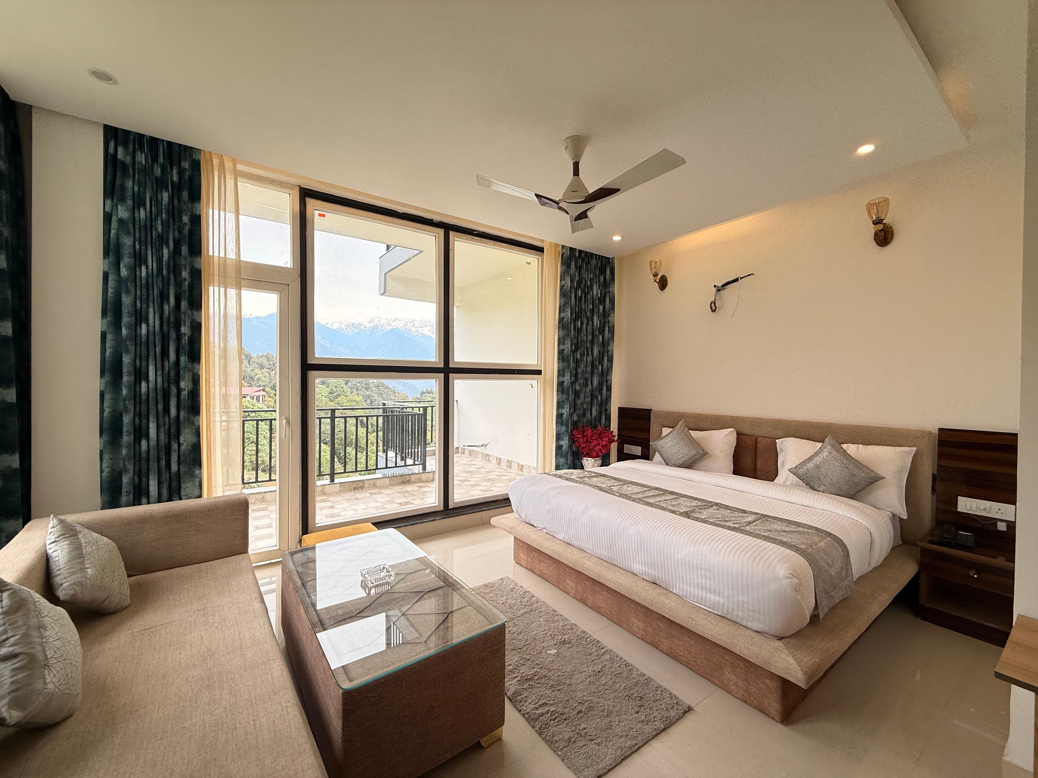 Snowbell Hotel - Tap to explore photos