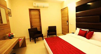 HOTEL GOLDEN FERN Room Type - Deluxe Room HOTEL GOLDEN FERN Room Type - Deluxe Room