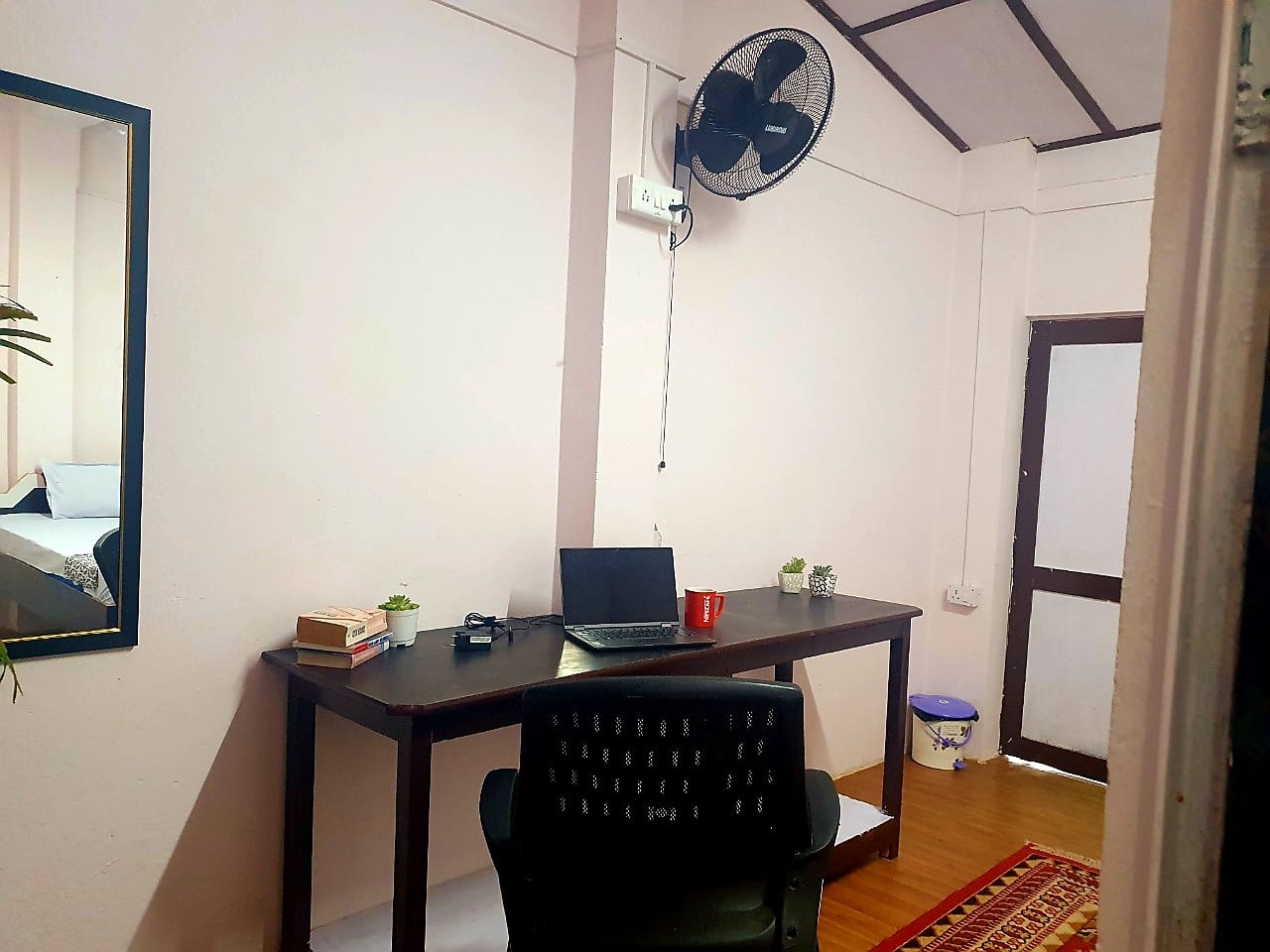 Baakhei Homestay | Hills & Lake View - Tap to explore photos