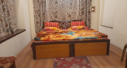 Jannat Guest House Room Type - Deluxe Room