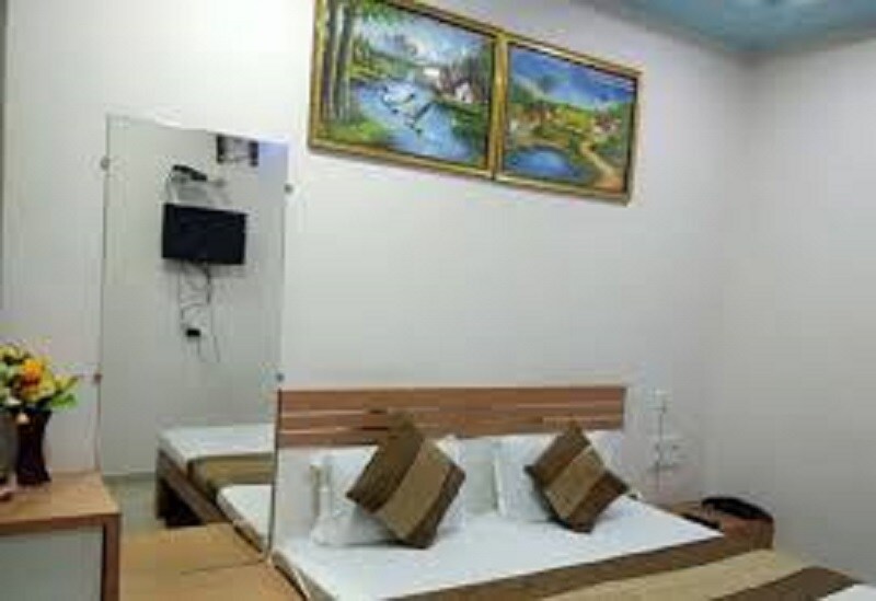 Shree Krishna Guest Homes - Tap to explore photos