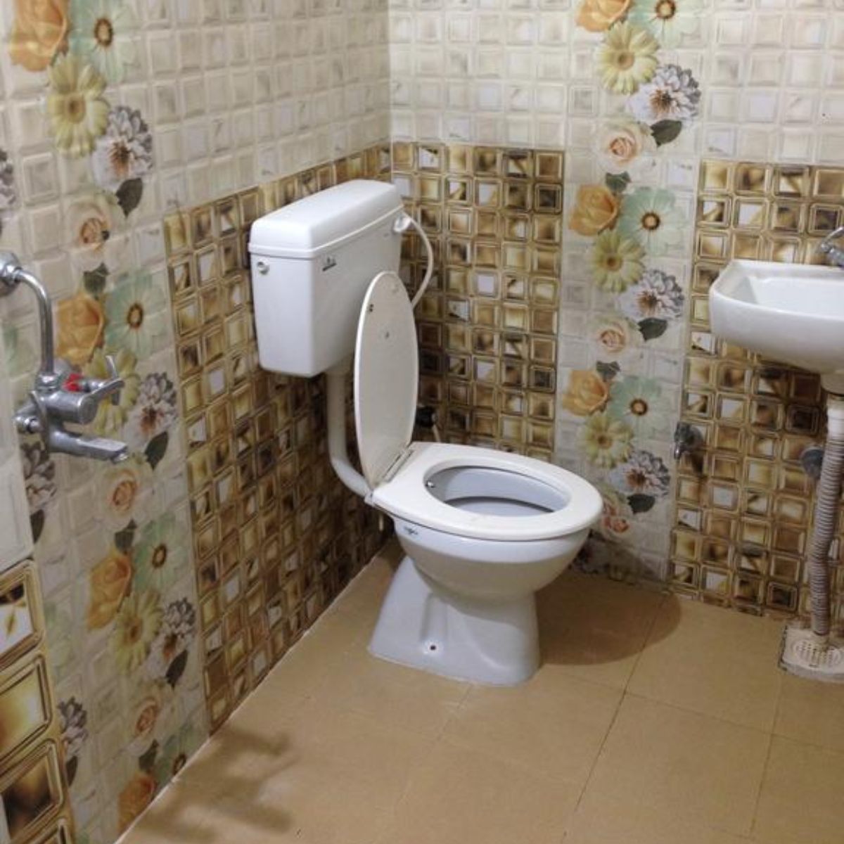 Sangh Shree Guest House - Tap to explore photos