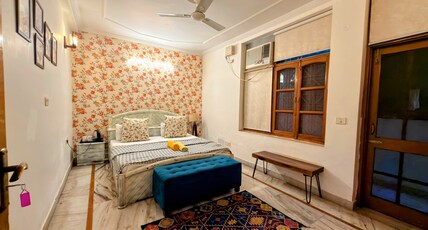 Evaras Ganges Grace Luxury Homestay Room Type - Deluxe Room