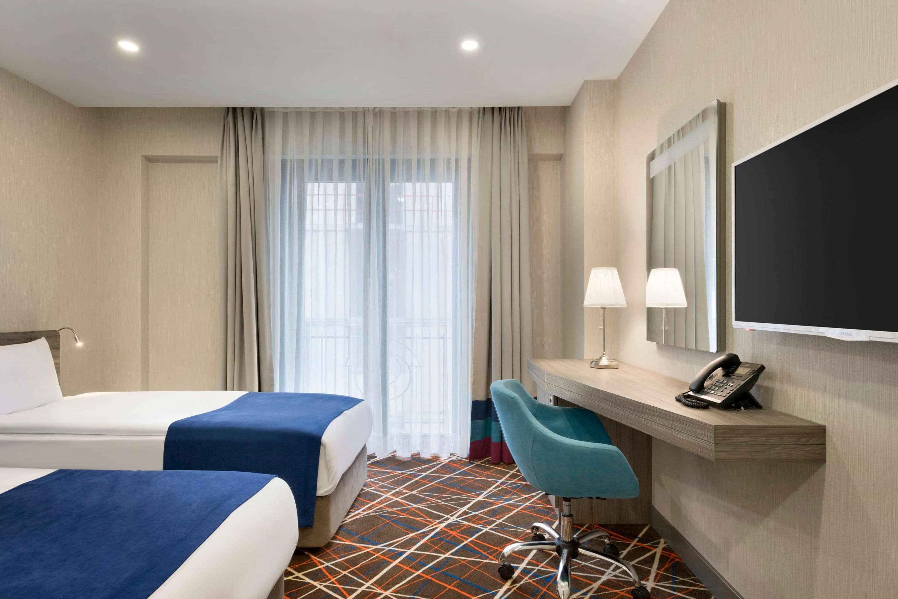 TRYP by Wyndham Istanbul Taksim - Tap to explore photos