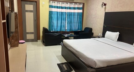 HOTEL GOPINATH Room Type - DELUXE