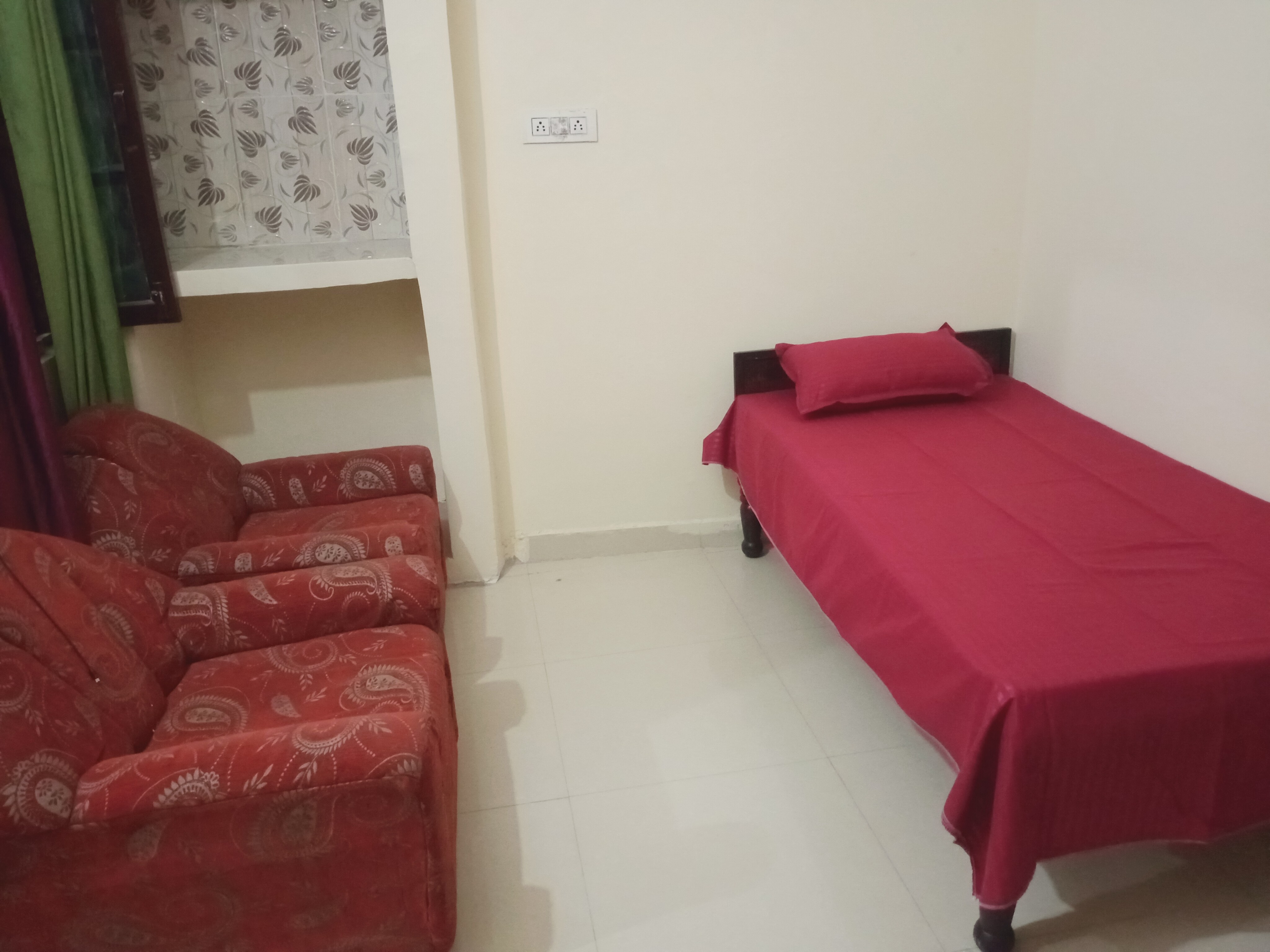 Suhana homestay - Tap to explore photos