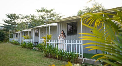 Vanah Villa And Resort Room Type - Private Container with Mountain View
