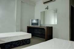 Hotel O Wisma Padi Syariah PanyipatanNearWisata Gunung Birah