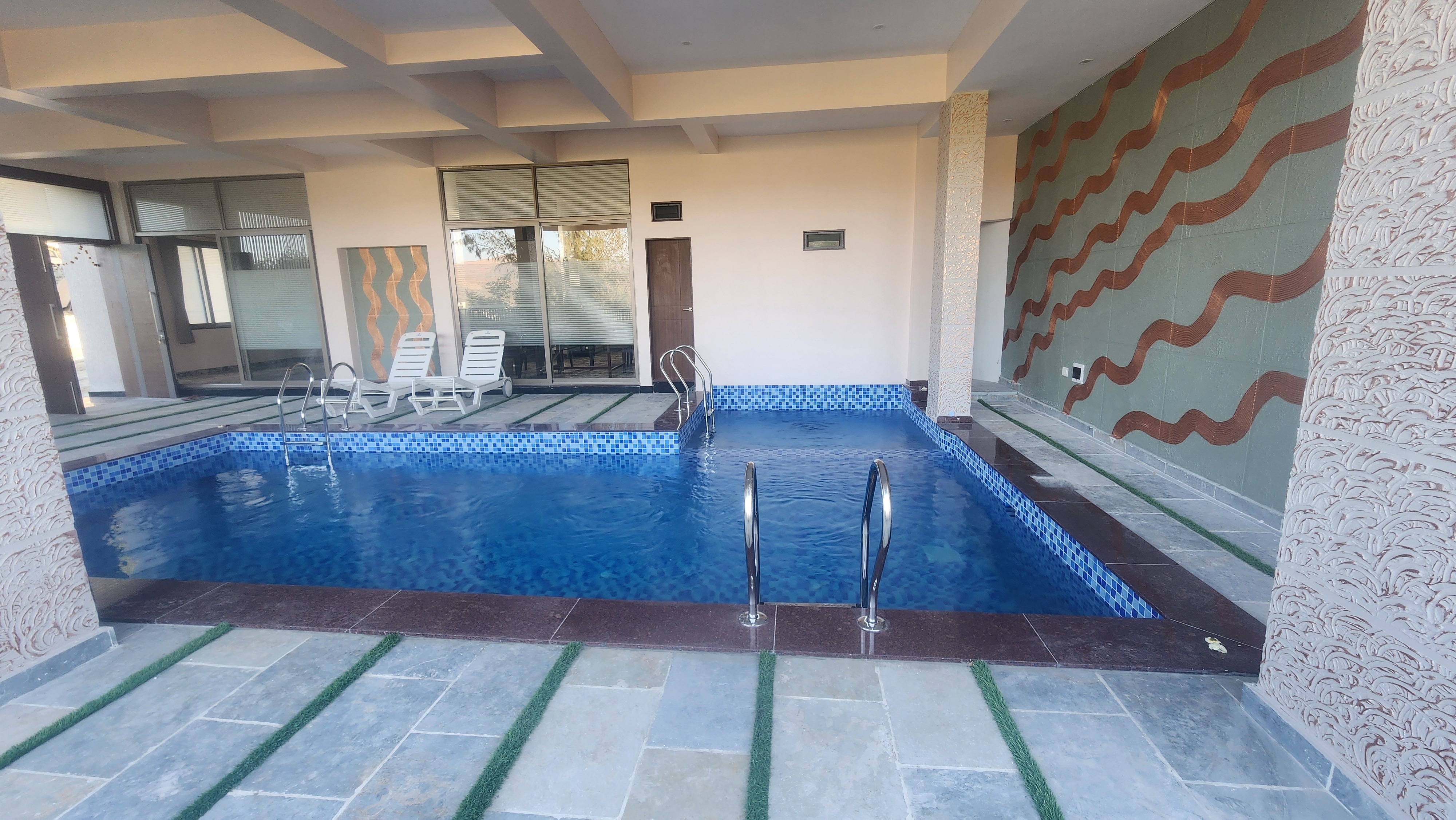 Skyview Villa 2 udaipur 5BHK Villa with pool - Tap to explore photos