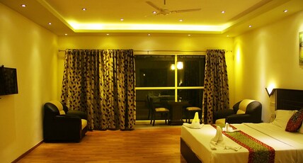 Green Trees Room Type - Honey Moon Suite With Balcony AC