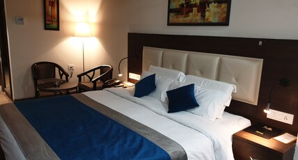 Jb Skyhilton Room Type - STANDARD ROOM