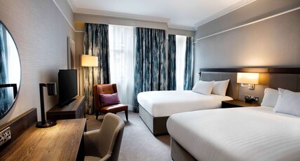 Hilton Edinburgh Carlton Room Type - TWO DOUBLE BEDS DELUXE RM