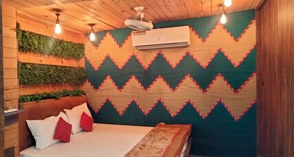 Cosy Bliss B & B Home Stay Room Type - Super Deluxe Room AC