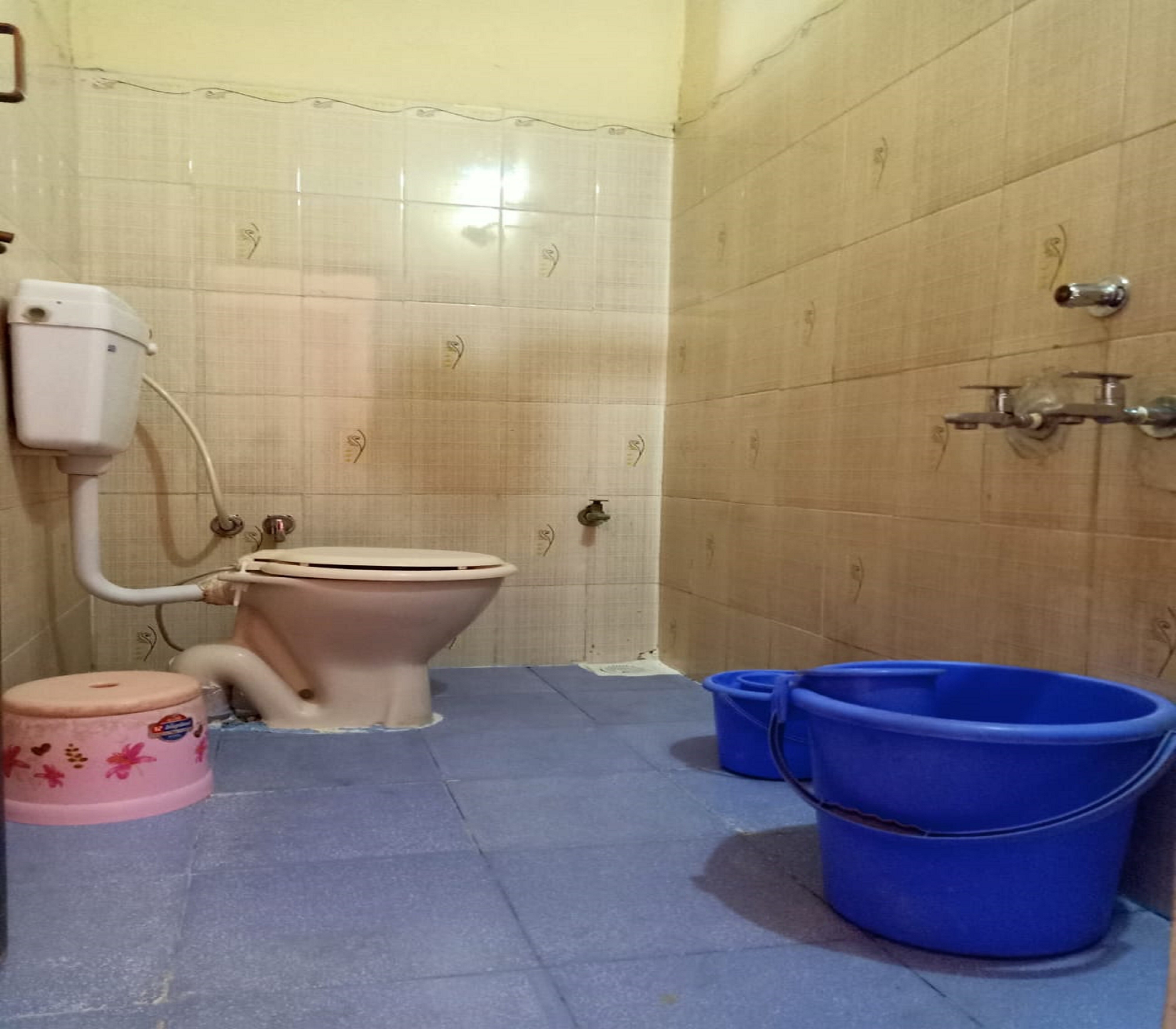 Hotel Toran - Tap to explore photos