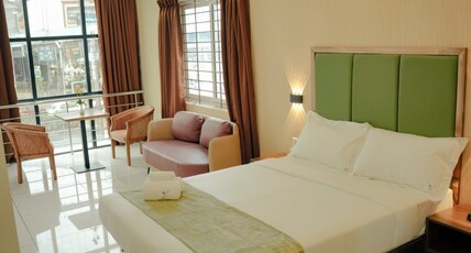 Esquina Residency Room Type - LUXURY ROOM