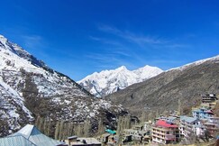 The Valley View Retreat Near Dawki
