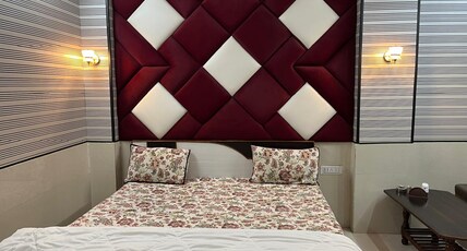 BABA HOTEL AND RESTAURANT Room Type - Royal Room