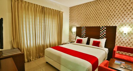 Vels Grands Inn Room Type - Vels king room