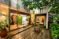 Highland Duplex in City Center