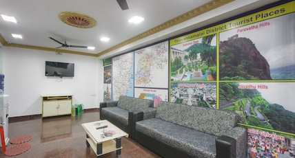 UNIVERSAL RESIDENCY Room Type - Budget Fourth Floor Room (Common bath) UNIVERSAL RESIDENCY Room Type - Budget Fourth Floor Room (Common bath)