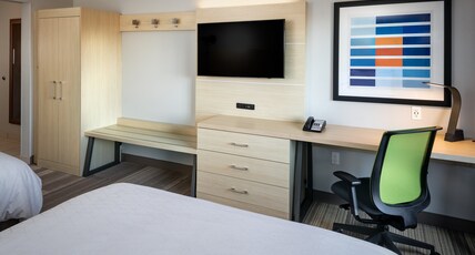 Holiday Inn Express & Suites BEND SOUTH Room Type - 2 Queen Standard