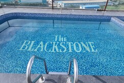 THE BLACKSTONE HOTEL