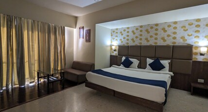 Magnus Star Residency Room Type - Deluxe King Bed Room