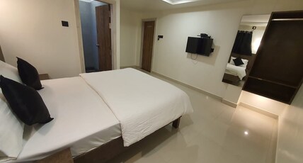 Hotel Ashray Imperial Room Type - Premium AC Room