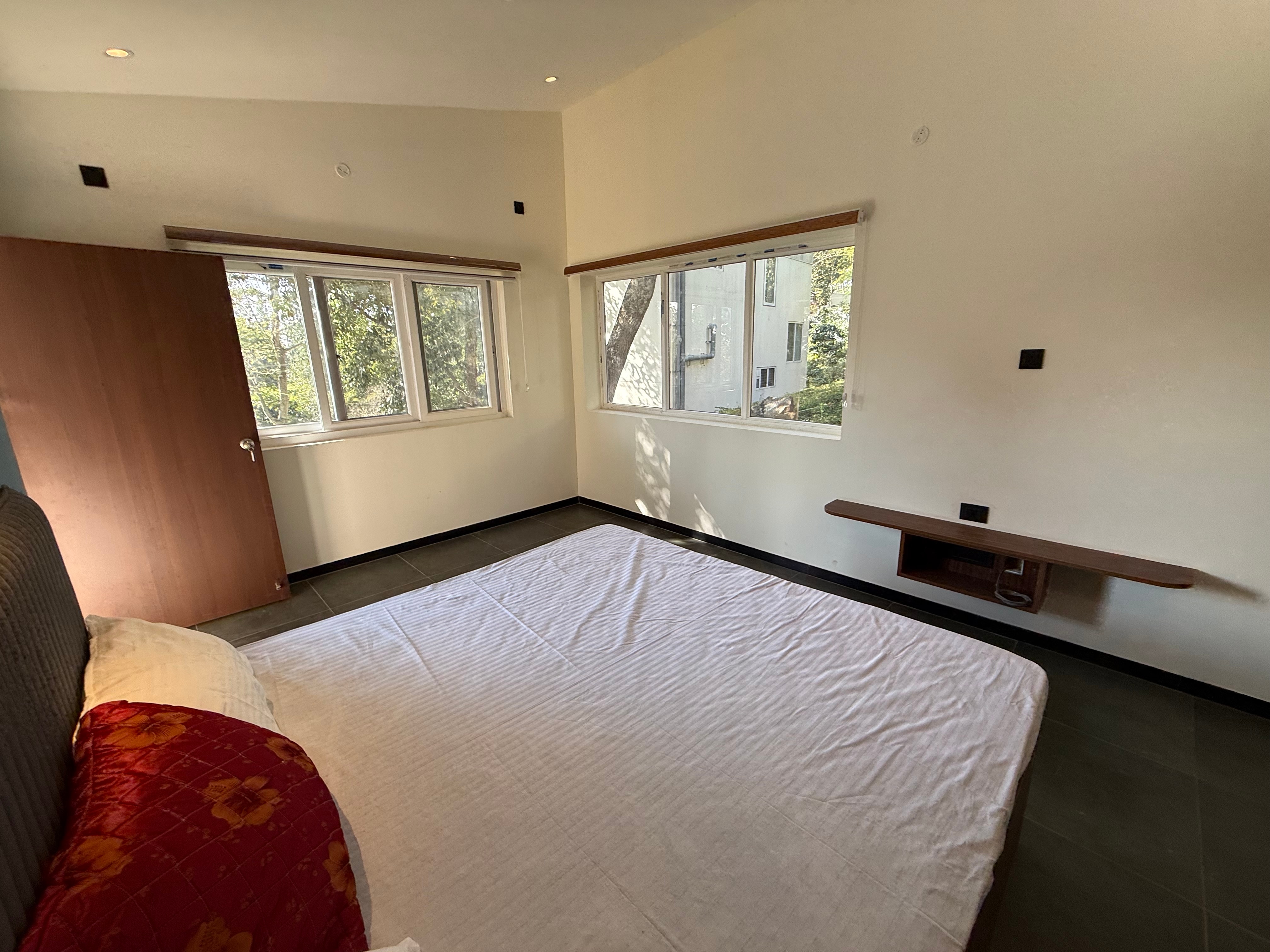 Vprefer Garden View Villa Yercaud - Tap to explore photos