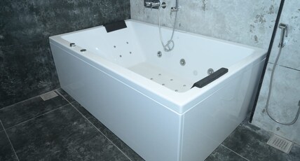 SHREE SHANKAR PARADISE Room Type - PREMIUM LUXURY ROOM