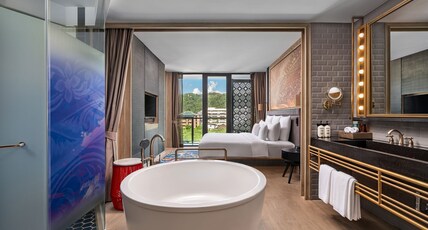 Hotel Indigo Phuket Patong, an IHG Hotel Room Type - 1 Bedroom Suite City View