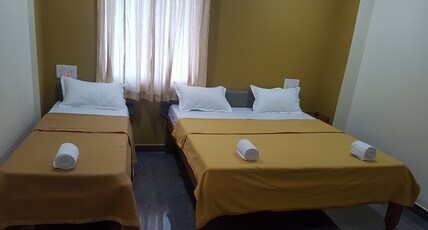 Blue Crystal Lodge & Restaurant Room Type - Standard Triple Non AC