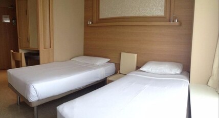 Robertson Quay Hotel Room Type - Standard Twin Room