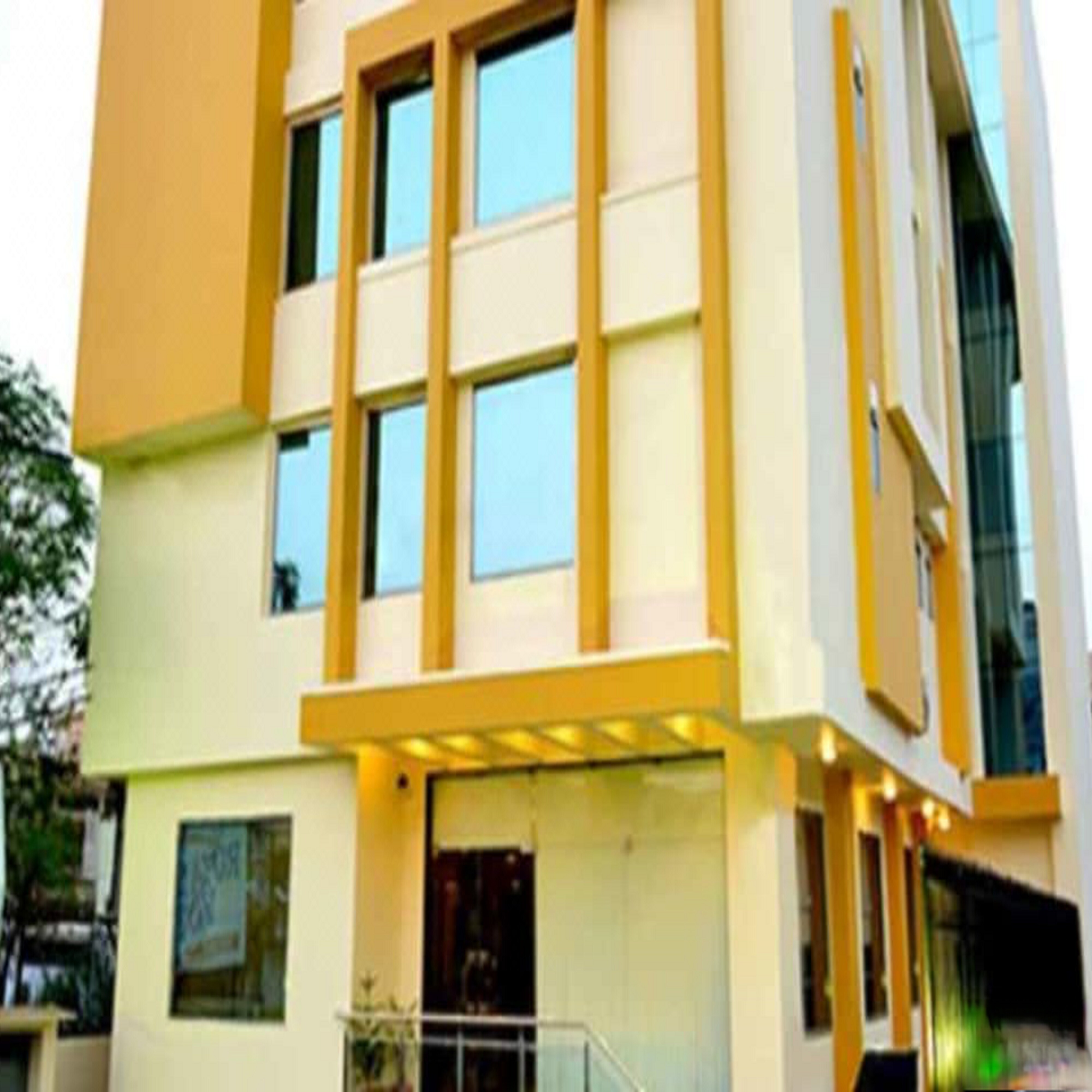 SHREE BABA HOTEL & RESTAURANTS - Tap to explore photos