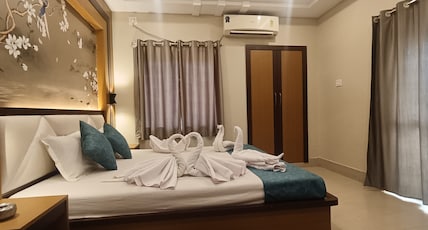 Hotel Panda Room Type - DELUXE AC ROOM