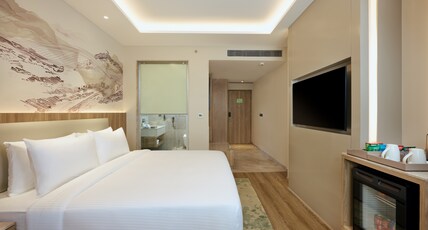 Riviera Sarovar Portico Pathankot Room Type - Premium Room - 1 Double Bed