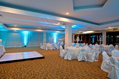 Holiday Inn TIJUANA ZONA RIO