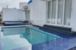 GREECE IN BLU