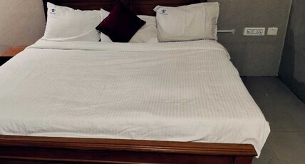 Hotel O Stay First Room Type - Classic